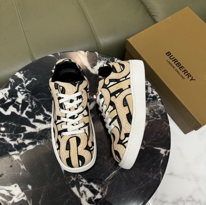 Burberry Low Shoes